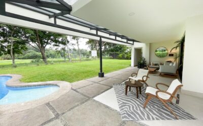 The Golf Side House – Santa Ana